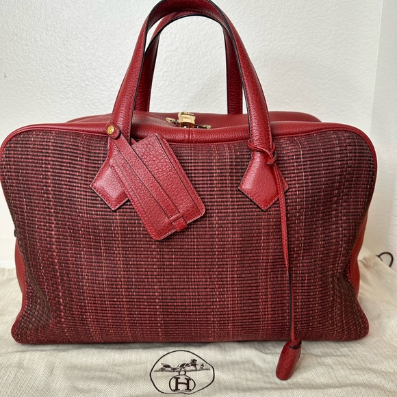 Hermes Handbags - HERMES duffle bag 45